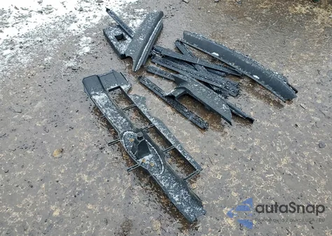 2016 Ford F150 z USA, uszkodzony, nr VIN 1FTMF1EP2GFA80906